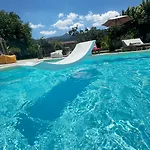 Natura Bungalows-villa Liménasz