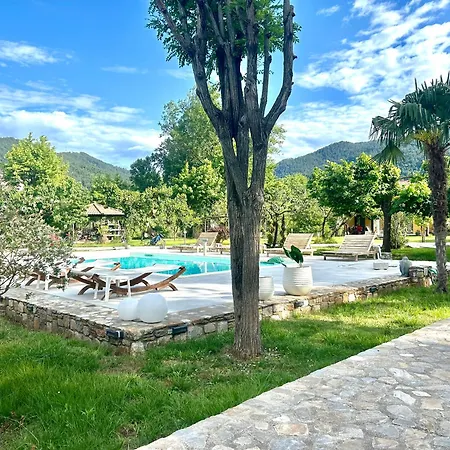 Natura Bungalows-villa * לימנאס