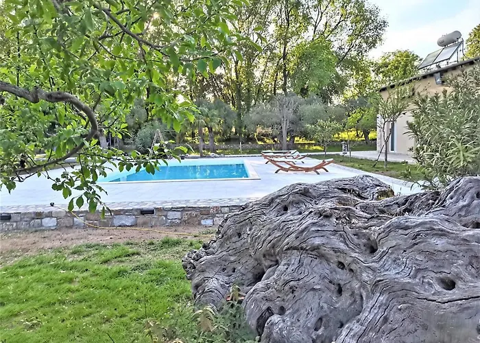 Natura Bungalows-villa * לימנאס
