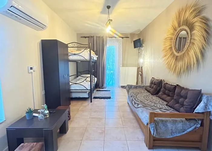 Natura Bungalows-villa * לימנאס