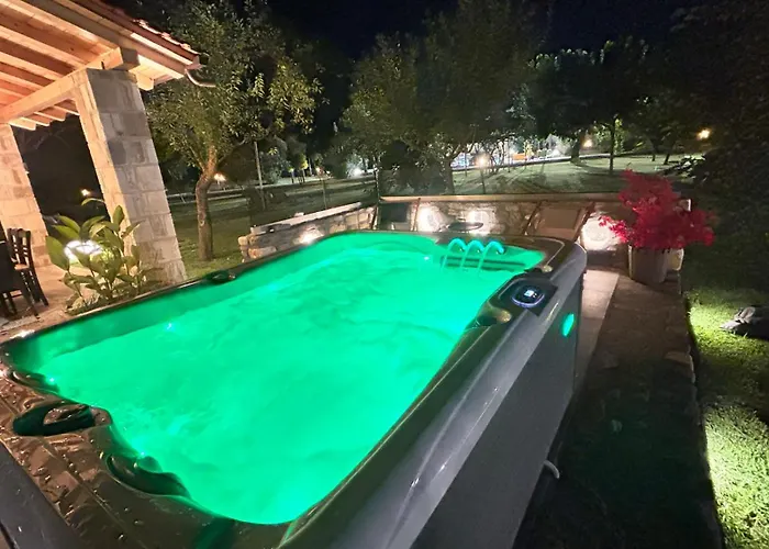 Natura Bungalows-villa *