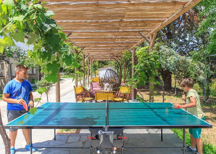 Natura Bungalows-villa * לימנאס